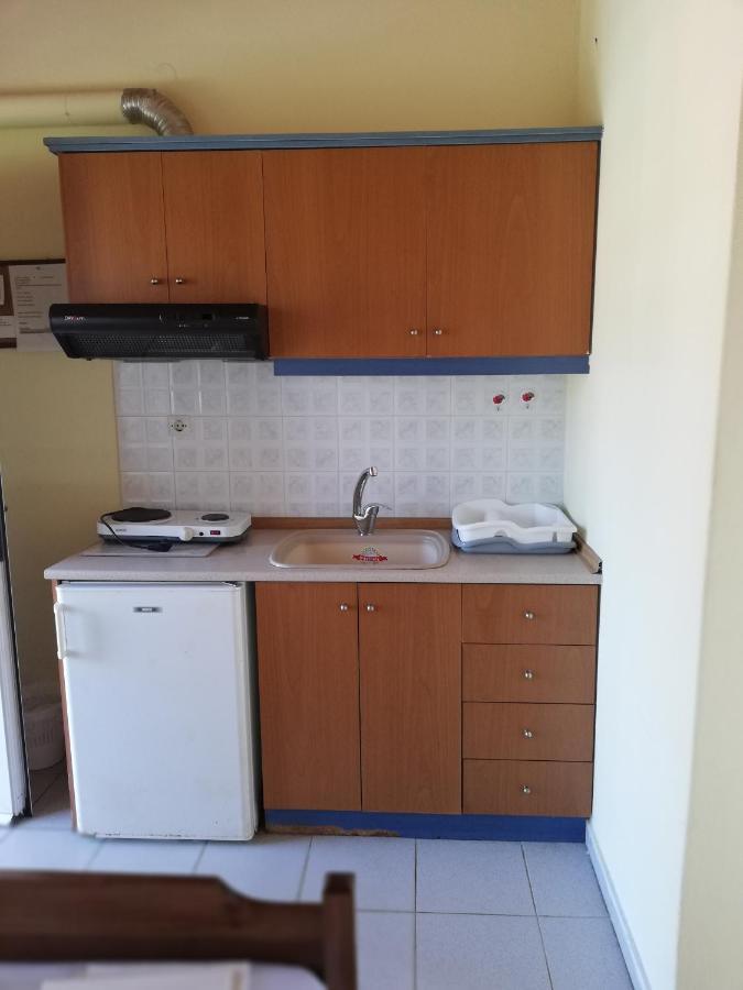 Polis΄ House Apartamento Vrasná Exterior foto