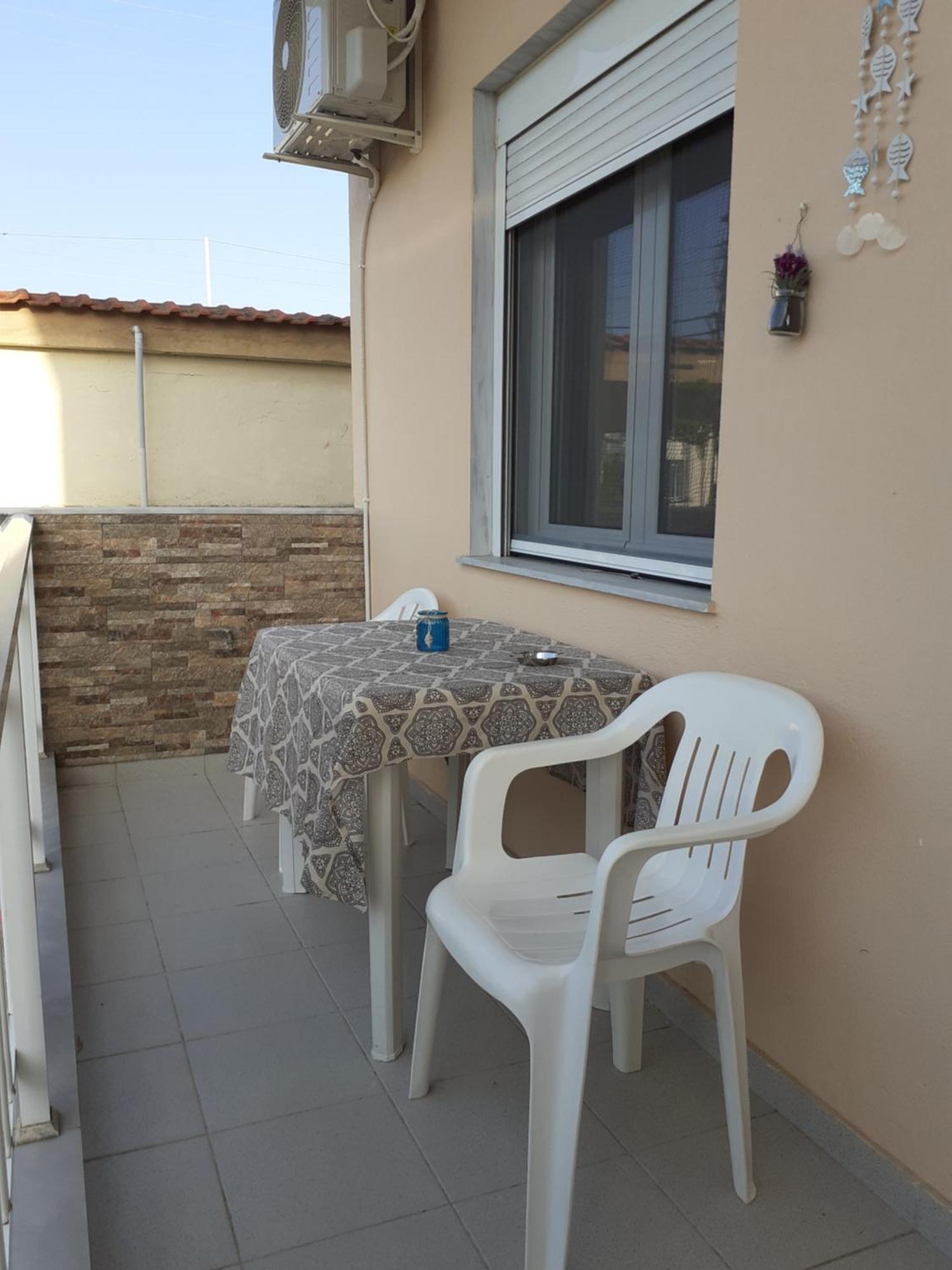 Polis΄ House Apartamento Vrasná Exterior foto